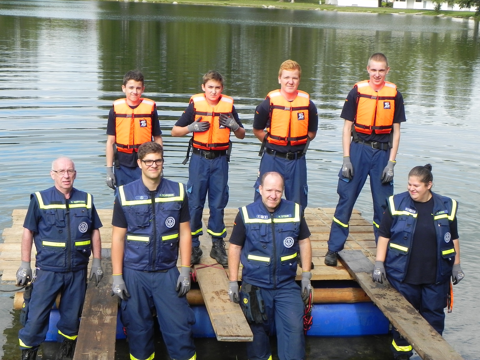THW Landesvereinigung Baden-Württemberg e.V Rettungswesten_